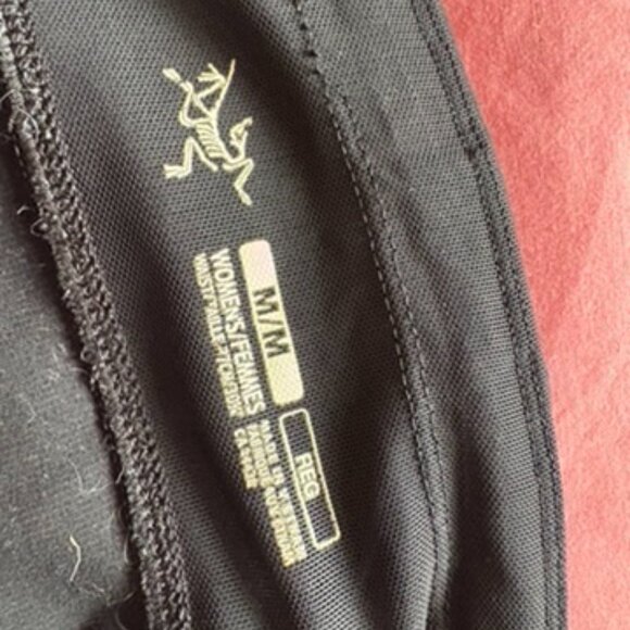 Black leggings - Picture 3 of 6